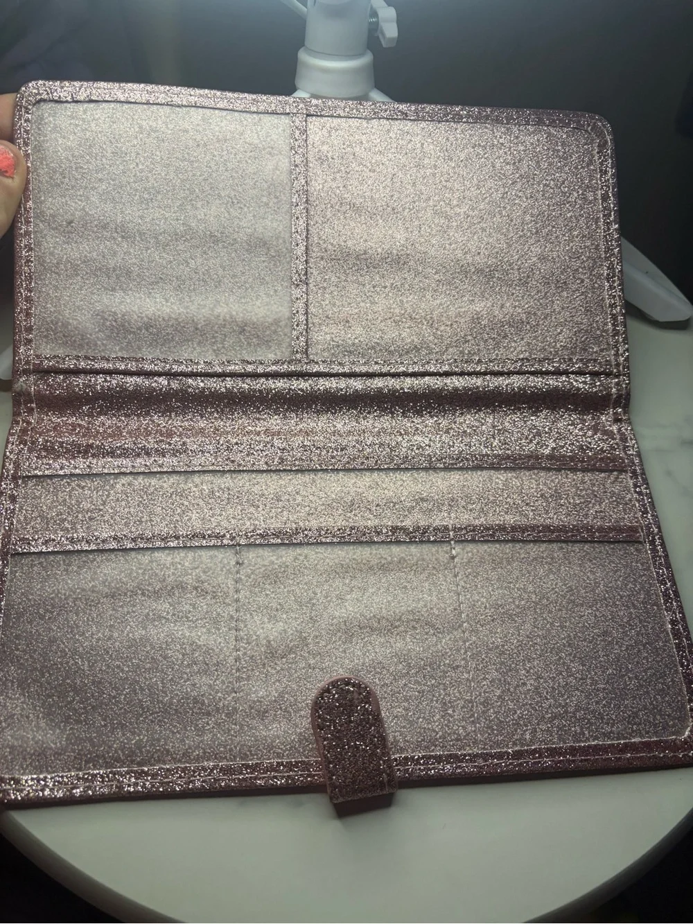 N/A pink glitter